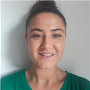 Si impartiscono lezioni di Spagnolo sono una ragazza Madrelingua